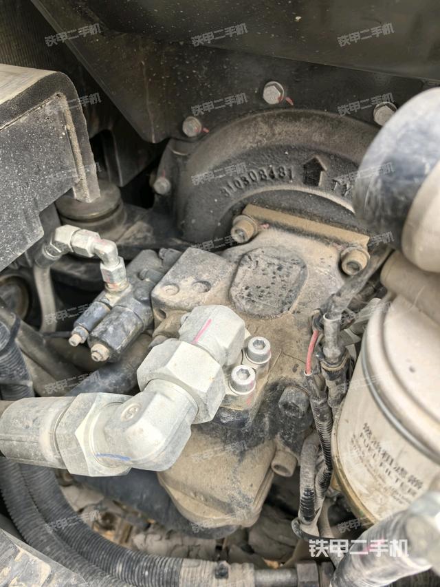 液壓泵室（大件艙室）