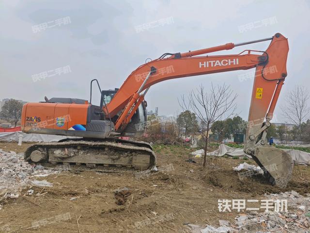 右前45(整機(jī)外觀) 右前45(整機(jī)外觀)