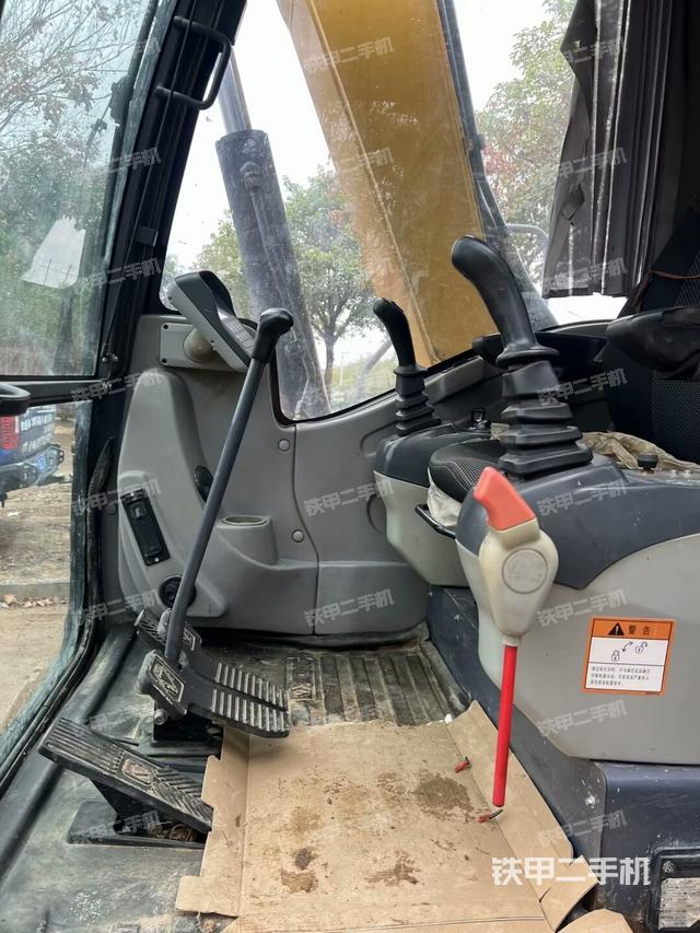 顯示屏?（駕駛室部分）