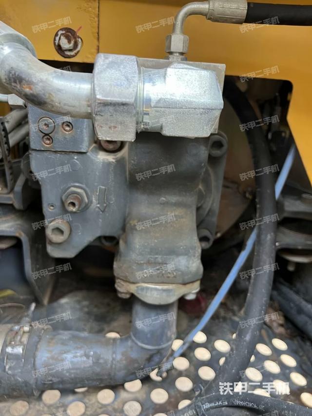 液壓泵室（大件艙室）