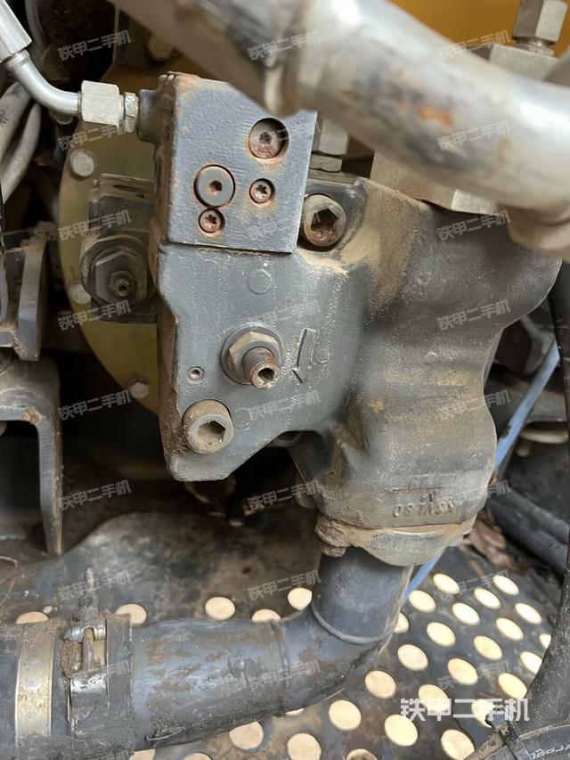 電瓶（大件艙室）