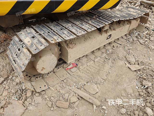 单侧履带整体（整机外观）