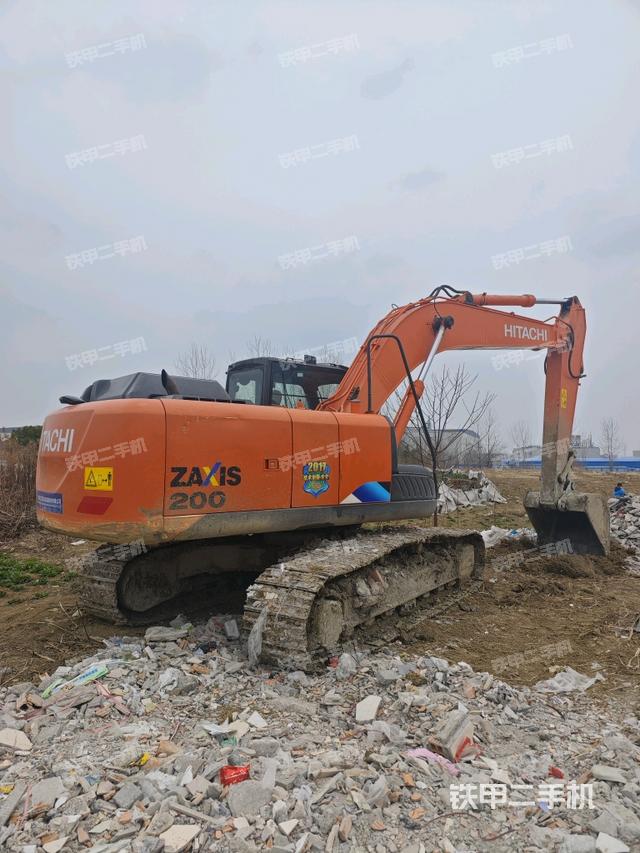 右后45(整機(jī)外觀) 右后45(整機(jī)外觀)