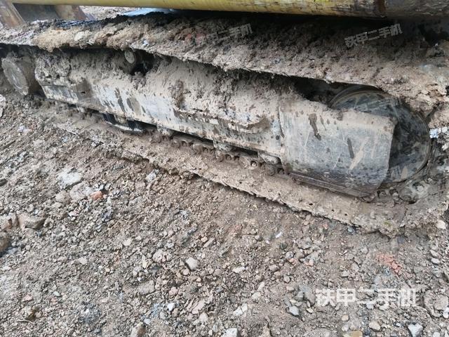 右側(cè)履帶整體（行走機(jī)構(gòu)）