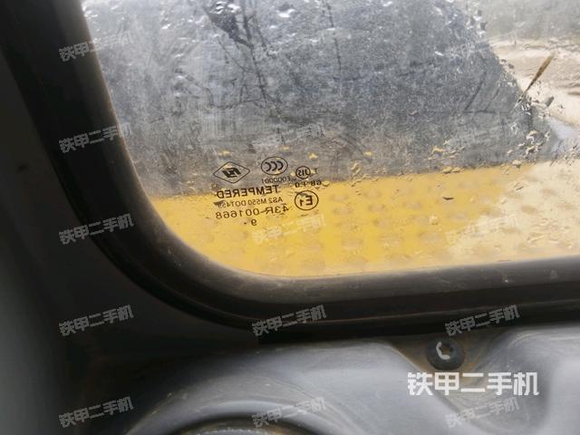 后窗玻璃角標(biāo)(駕駛室部分) 后窗玻璃角標(biāo)(駕駛室部分)