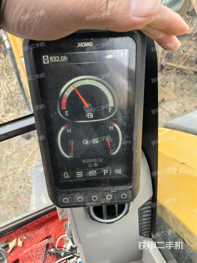 ?駕駛室正側（駕駛室部分）