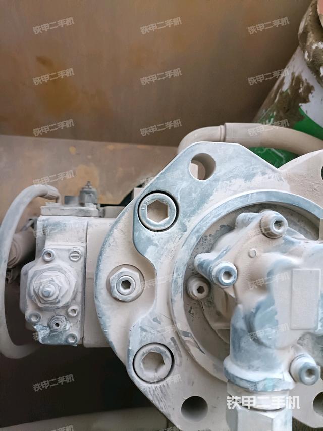 液壓泵室（大件艙室）