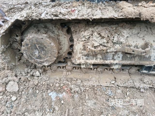 右驅(qū)動(dòng)輪（行走機(jī)構(gòu)）