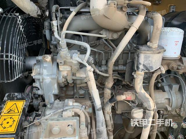 發(fā)動(dòng)機(jī)整體俯視(整機(jī)外觀) 發(fā)動(dòng)機(jī)整體俯視(整機(jī)外觀)