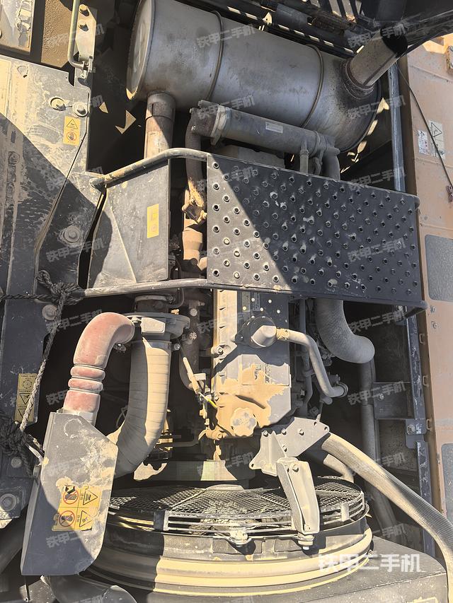 發(fā)動機整體俯視（整機外觀）