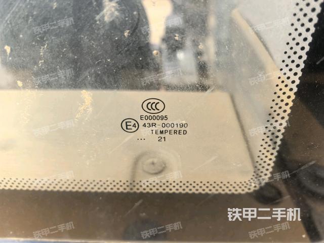 后窗玻璃角標(biāo)(駕駛室部分) 后窗玻璃角標(biāo)(駕駛室部分)