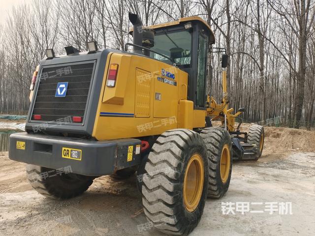 右前45(整機(jī)外觀) 右前45(整機(jī)外觀)