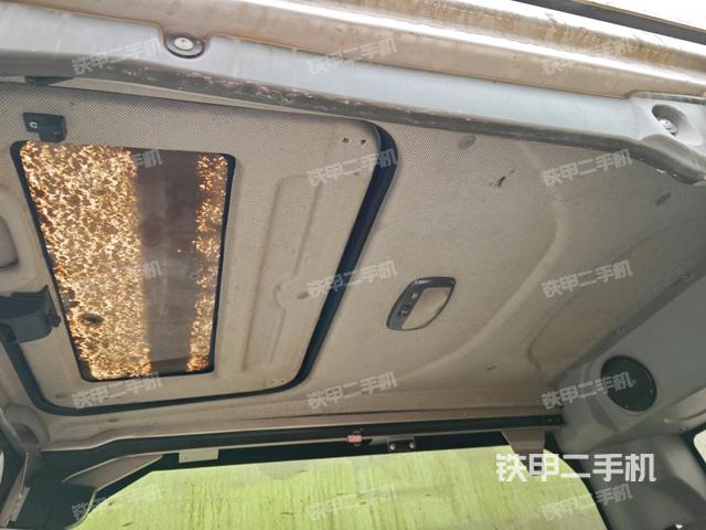 駕駛室頂部(駕駛室/操作室) 駕駛室頂部(駕駛室/操作室)