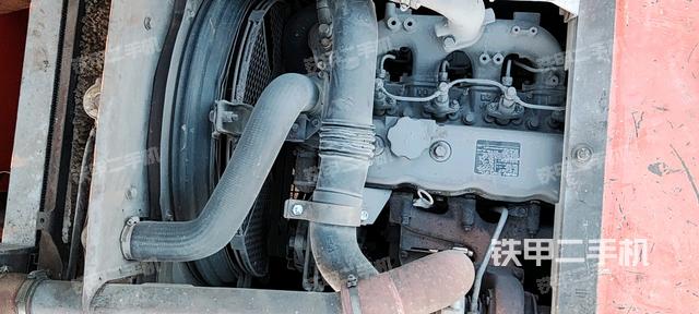 發(fā)動機(jī)整體俯視(整機(jī)外觀) 發(fā)動機(jī)整體俯視(整機(jī)外觀)