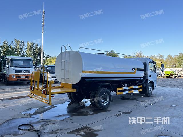 整機右后45°(設(shè)備外觀及核心部件) 整機右后45°(設(shè)備外觀及核心部件)