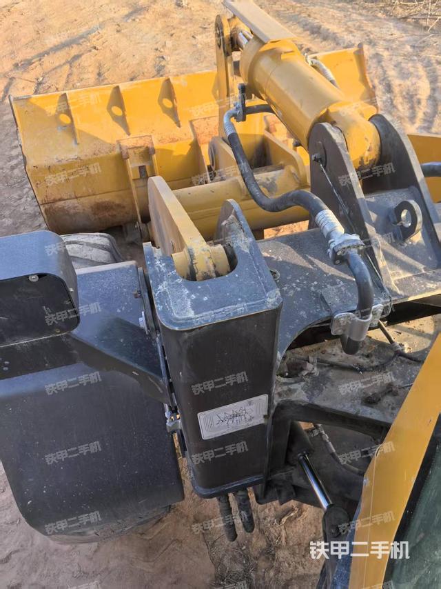 工作裝置整體（整機(jī)外觀及大件）