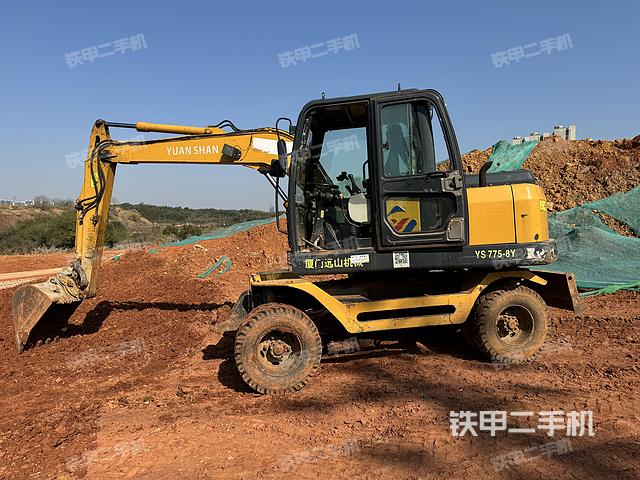 单侧履带整体（整机外观）