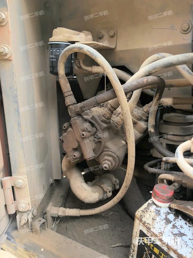 液壓泵室(大件艙室) 液壓泵室(大件艙室)