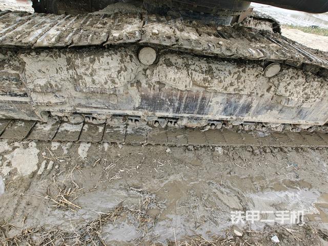 右側(cè)履帶整體（行走機構(gòu)）