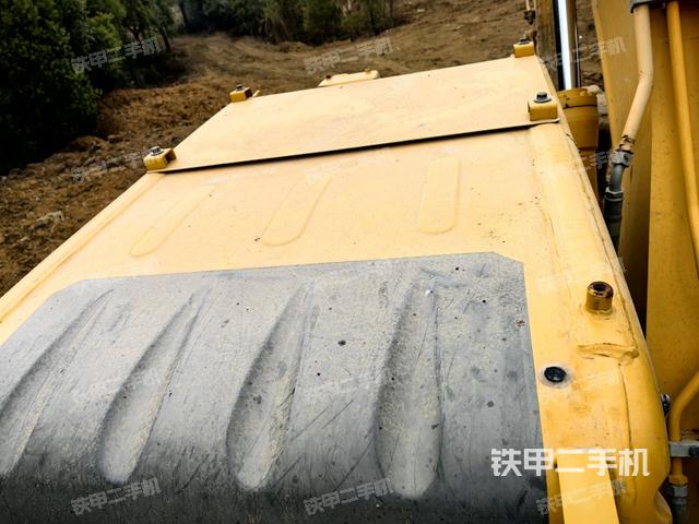 駕駛室頂部俯視（上車部件）