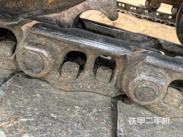 右導(dǎo)向輪（行走機(jī)構(gòu)）