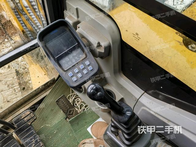 顯示屏?(駕駛室部分) 顯示屏?(駕駛室部分)