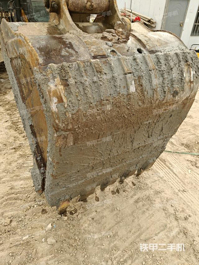 大臂根部?斜視（工作和回轉(zhuǎn)裝置）