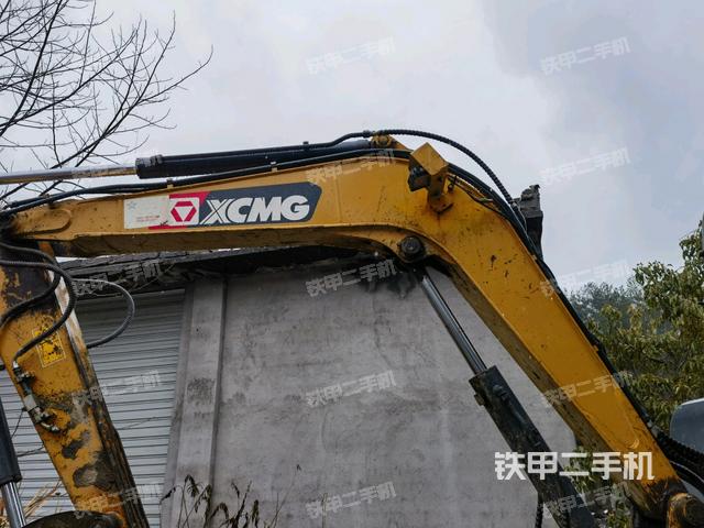大臂整體?右側(cè)(工作和回轉(zhuǎn)裝置) 大臂整體?右側(cè)(工作和回轉(zhuǎn)裝置)