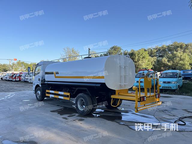 整機右側(cè)(設(shè)備外觀及核心部件) 整機右側(cè)(設(shè)備外觀及核心部件)