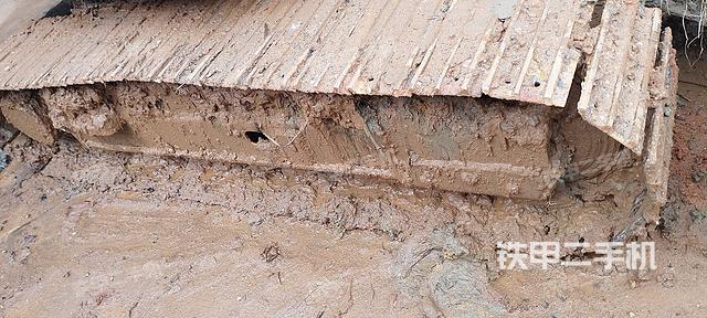 单侧履带整体（整机外观）