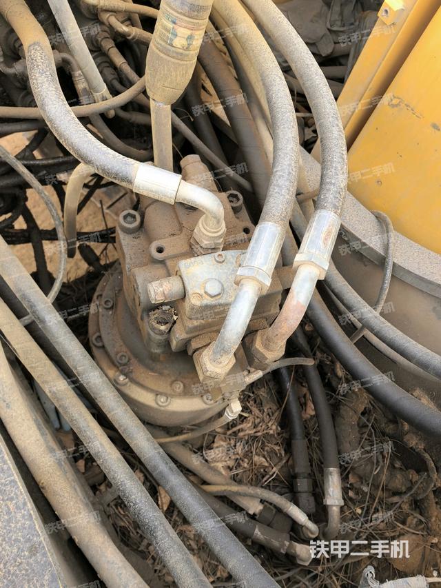 回轉(zhuǎn)馬達(dá)（上車部件）