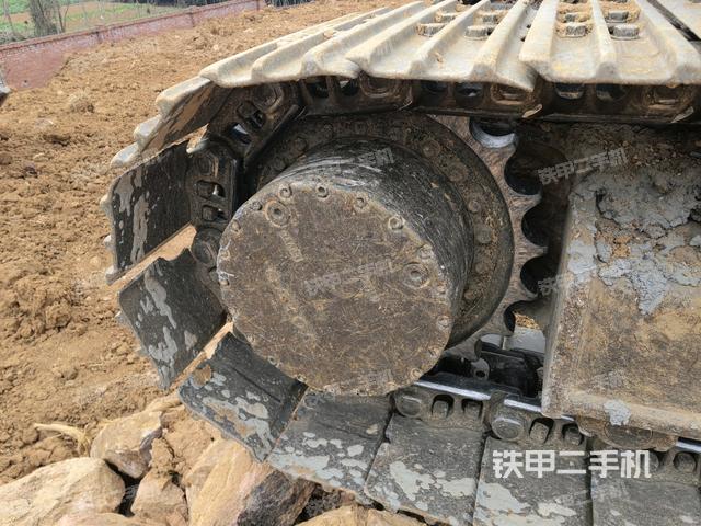 左側(cè)行走馬達(dá)蓋板（行走機(jī)構(gòu)）