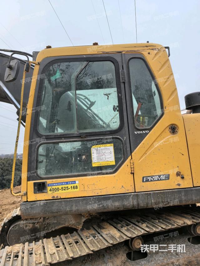 駕駛室正側(cè)（駕駛室部分）