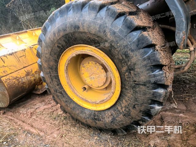 左后輪（行走機構）