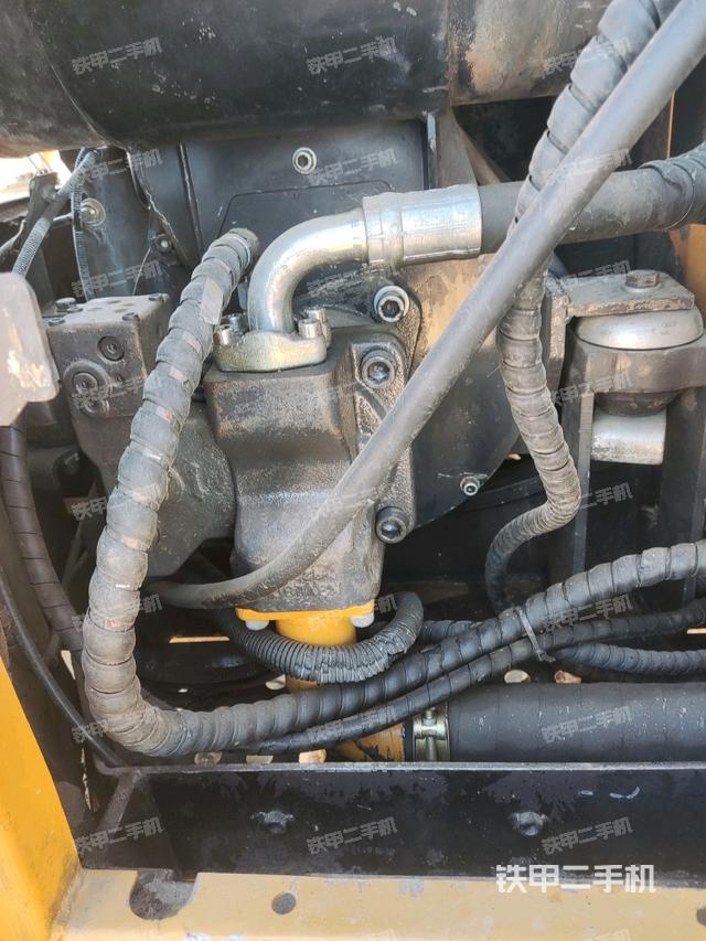 液壓泵室（大件艙室）