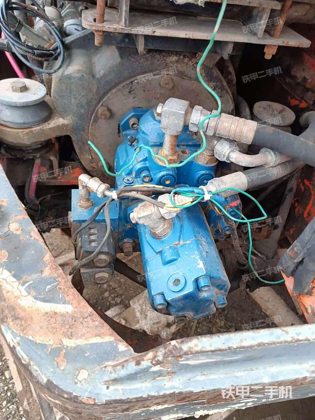 发动机整体俯视（整机外观）