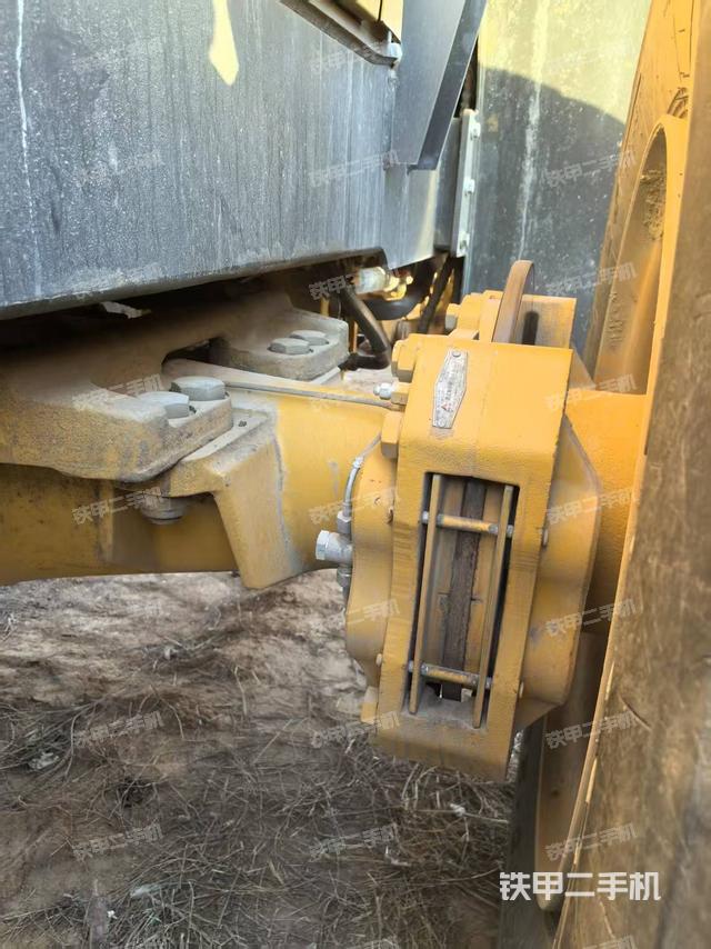 駕駛室操作臺(tái)（整機(jī)外觀及大件）