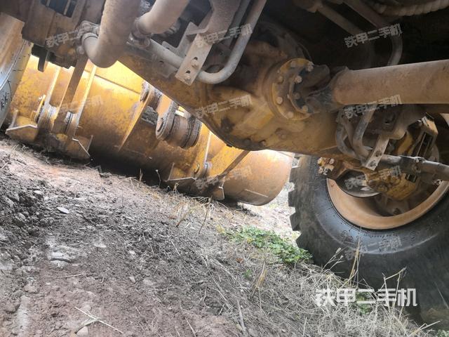 前驅動橋（液壓/傳動系統(tǒng)）