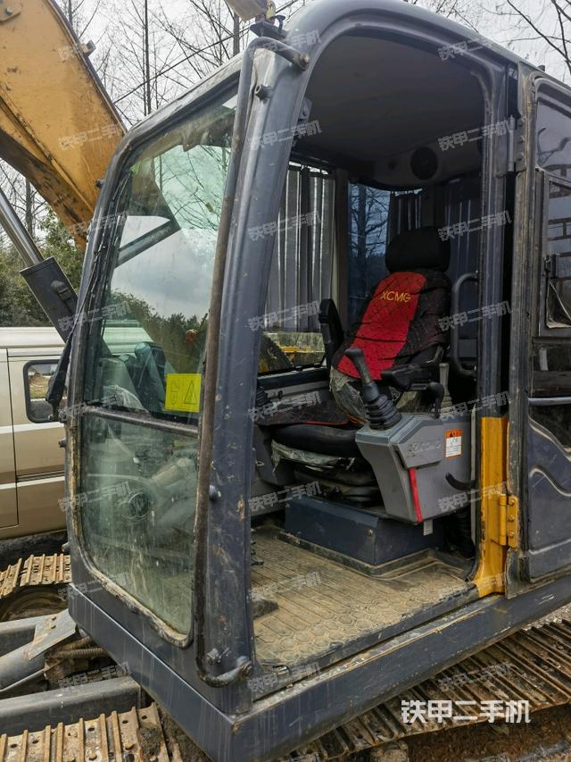 駕駛室整體（整機(jī)外觀）