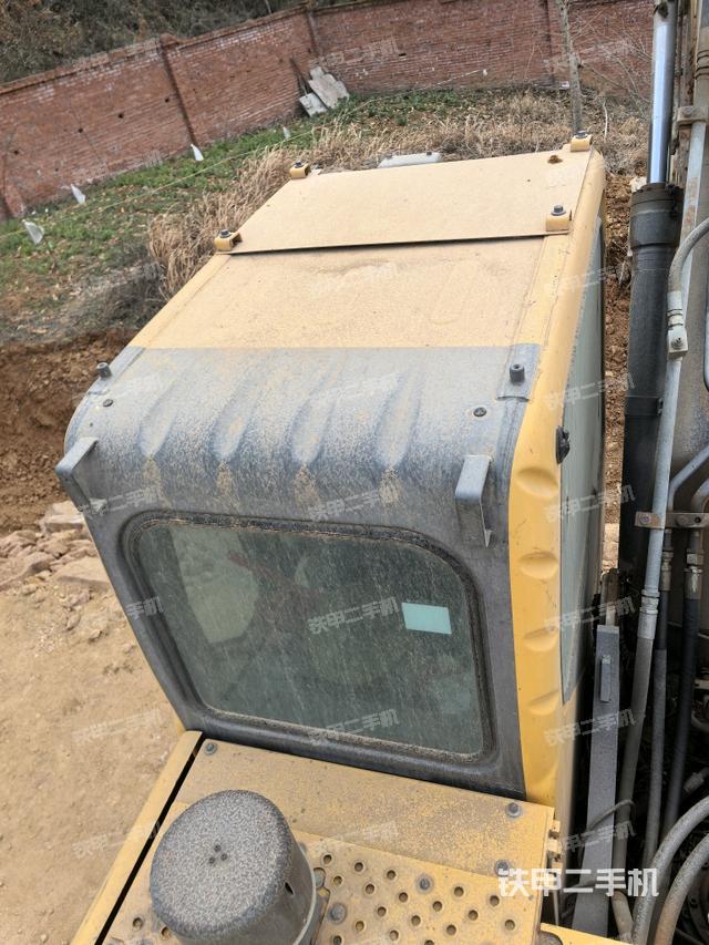 駕駛室頂部俯視（上車部件）