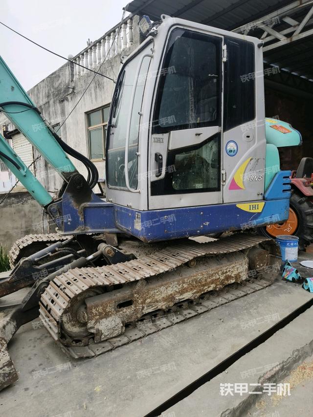 駕駛室整體（整機外觀）