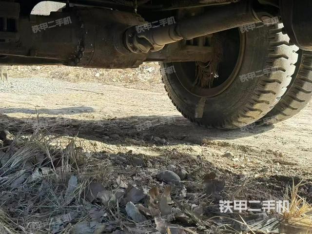 单侧履带整体（整机外观）