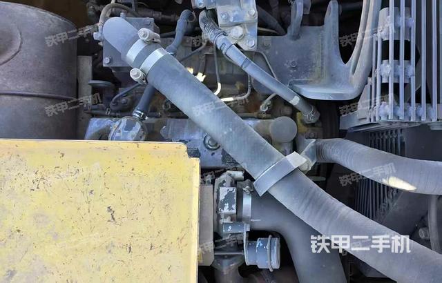 發(fā)動(dòng)機(jī)整體俯視(整機(jī)外觀) 發(fā)動(dòng)機(jī)整體俯視(整機(jī)外觀)