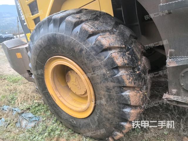 右前輪（行走機構）