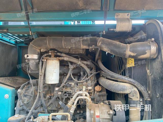 發(fā)動(dòng)機(jī)整體俯視（整機(jī)外觀）