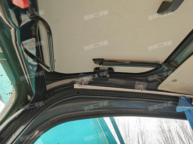 座椅左側(cè)控制臺/音響/含左手柄（駕駛室部分）