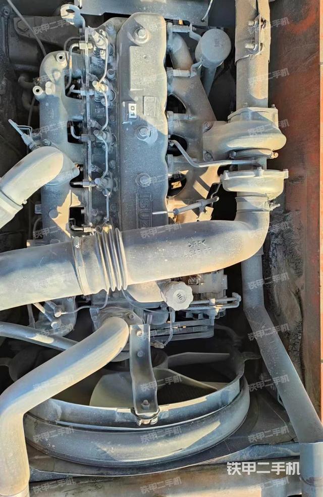 发动机整体俯视（整机外观）