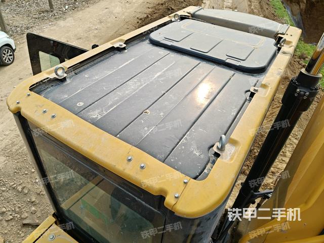 駕駛室頂部俯視(上車部件) 駕駛室頂部俯視(上車部件)