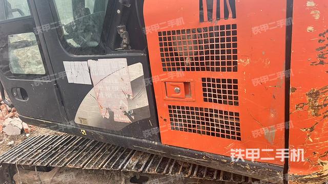 ?駕駛室正側(cè)（駕駛室部分）