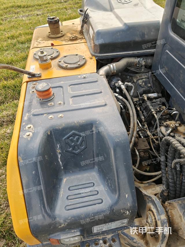 轉盤和下車架正前（工作和回轉裝置）